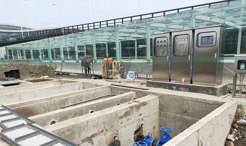 廠家直銷 軟起控制柜 戶外雙門 雨水泵站 水泵控制系統(tǒng)